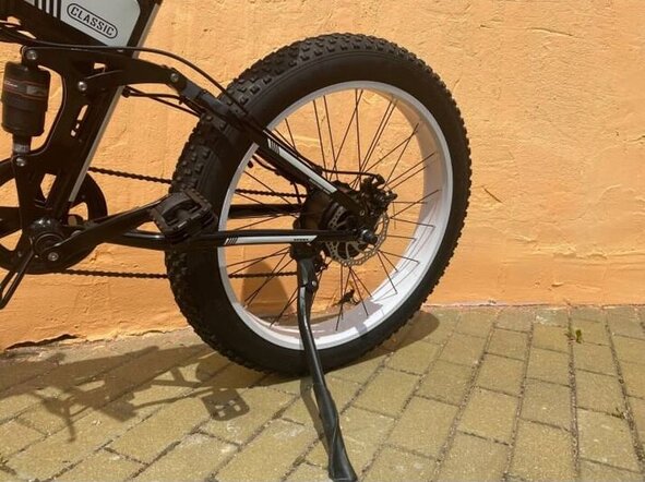 Электровелосипед GT V8